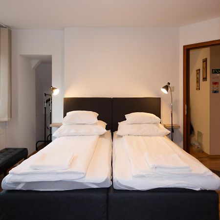 Poroszlay Apartman Ντέμπρετσεν Εξωτερικό φωτογραφία