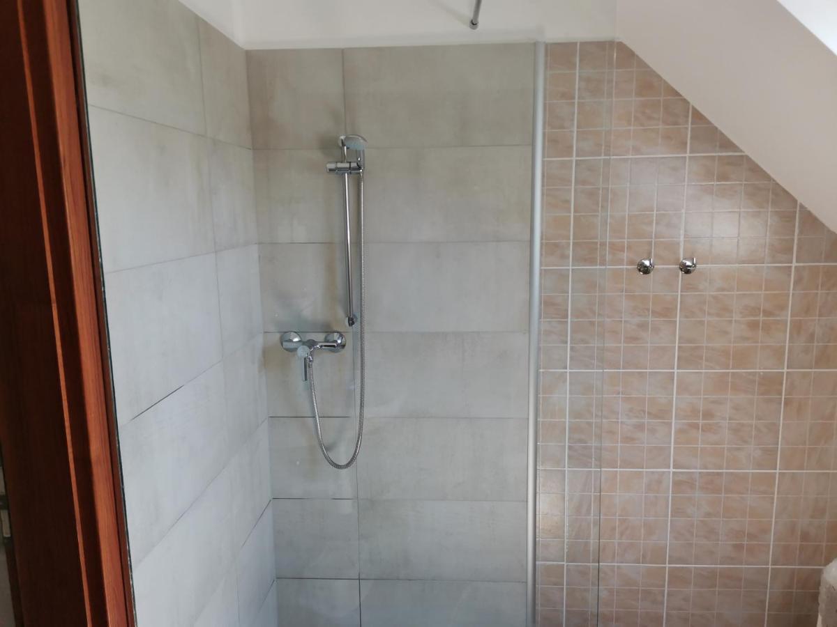 Poroszlay Apartman Ντέμπρετσεν Εξωτερικό φωτογραφία