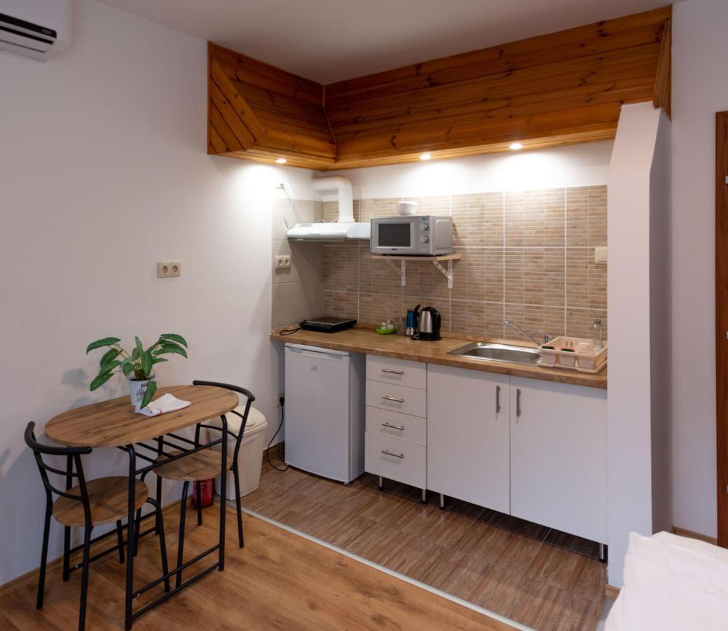 Poroszlay Apartman Ντέμπρετσεν Εξωτερικό φωτογραφία