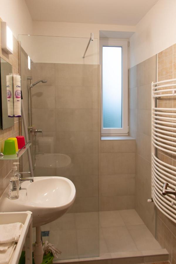 Poroszlay Apartman Ντέμπρετσεν Εξωτερικό φωτογραφία
